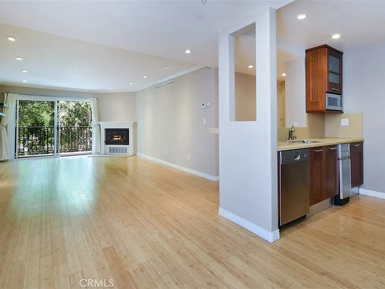 1230 Horn Ave #414 — Photo 15