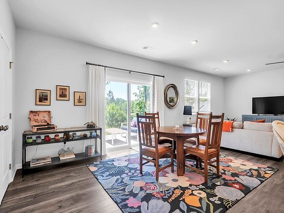 5th image of 12 Limestone Way
