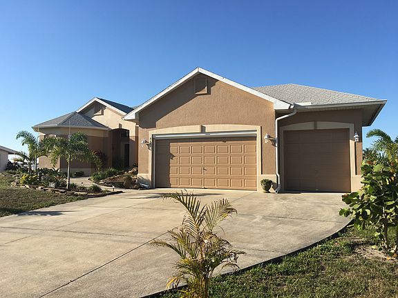 2nd image of 214 S Waterway Dr