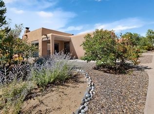 1 Santa Clara Trl, Corrales, NM 87048