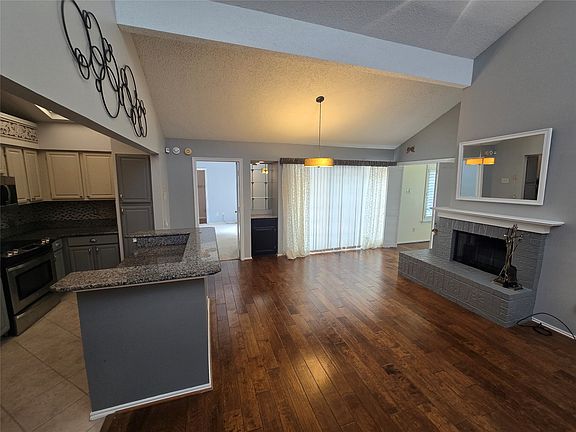 5th image of 2117 Brook Mount Ct