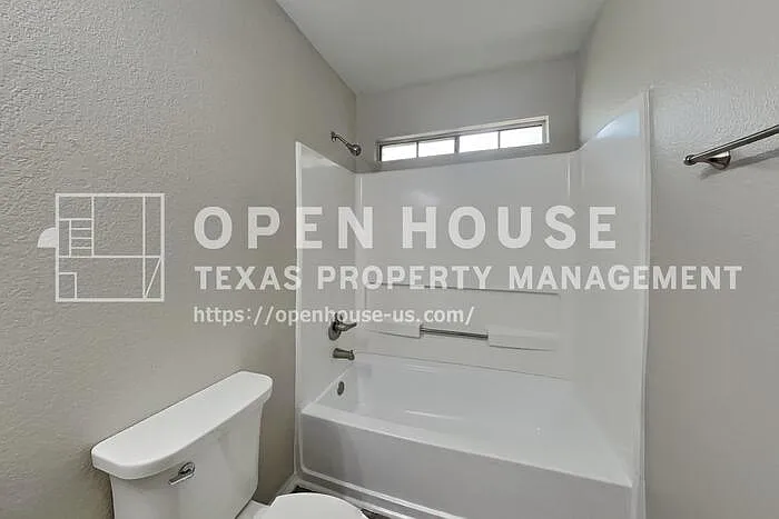 21210 Bridgemeadows Ln — Photo 19
