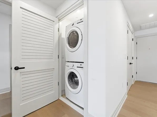 921 Madison Street image 22 of 25