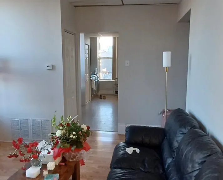 1147 W Grand Ave #3R — Photo 5