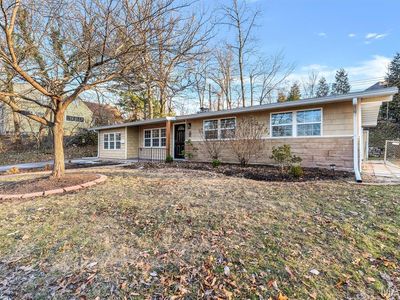 621 Crest Ct, Saint Louis, MO, 63122