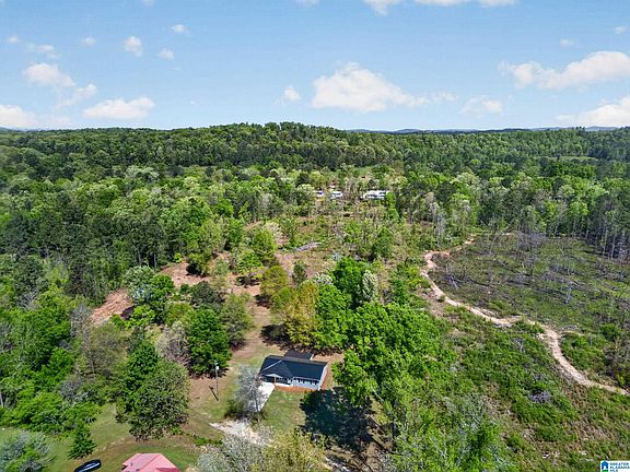 3rd image of 360 Parkwood Dr