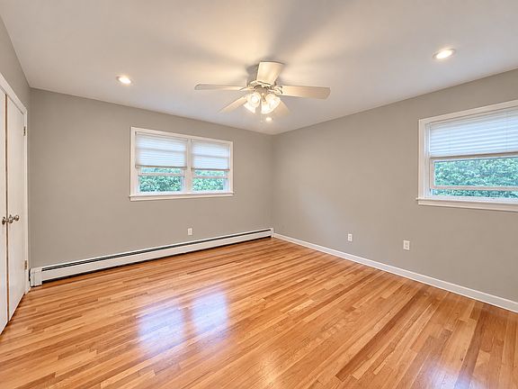 5th image of 84 Colgate Ave Floor 2
