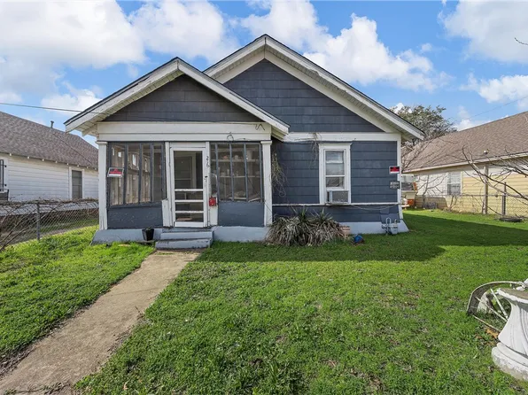 216 Walker St, Waco, TX 76704