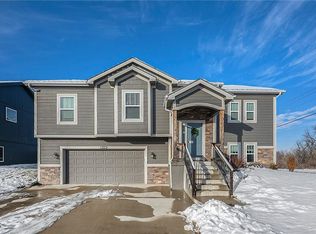 4916 NE 79th St, Kansas City, MO 64119