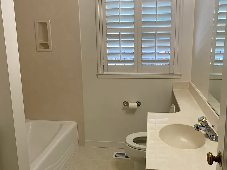 221 Colorado Ave — Photo 19