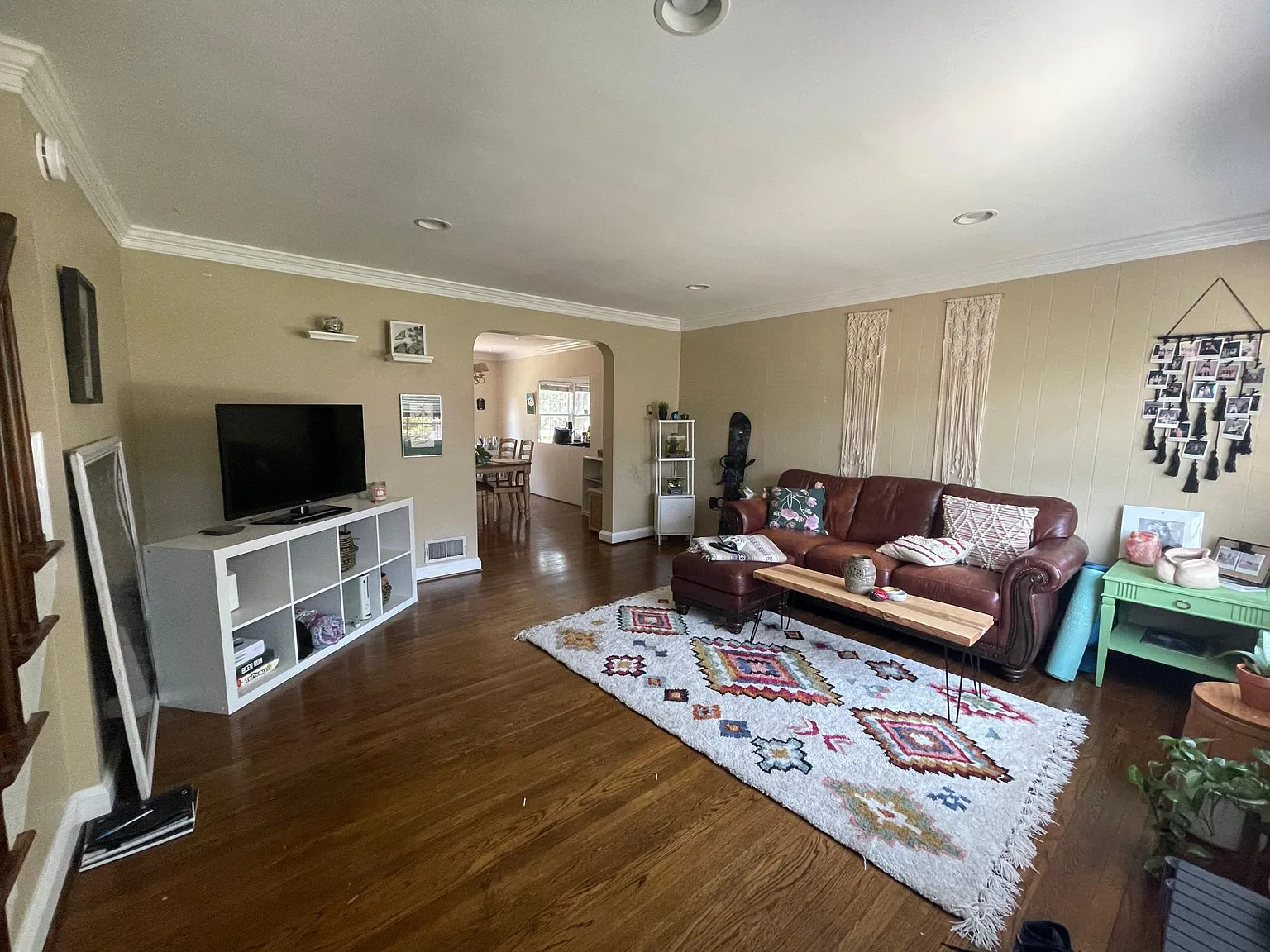 3 bed, 1216 sqft, $2,500 — Photo 2