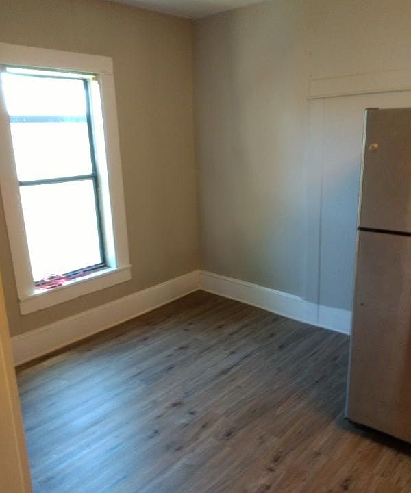 2nd image of 30 S Wild Olive Ave