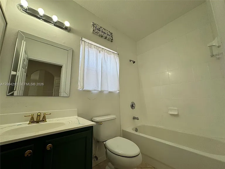 2356 NE 3rd Ct — Photo 20