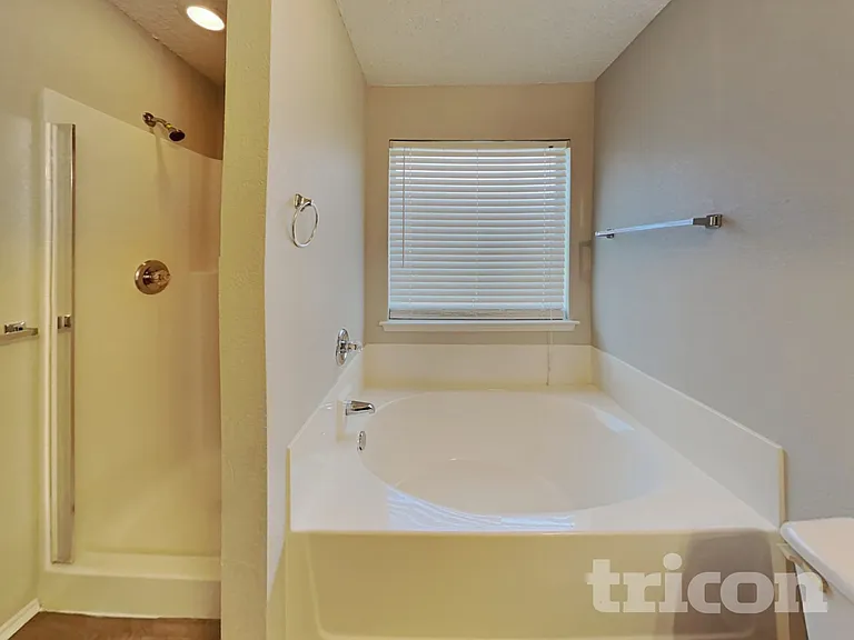 2745 Castro Ln — Photo 12