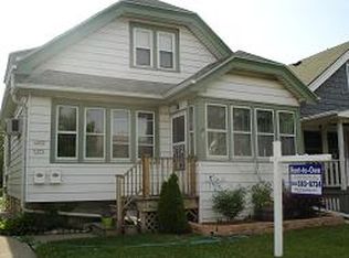 1971 S 69th St, West Allis, WI 53219