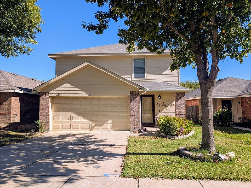 1st image of 4521 Waterford Dr