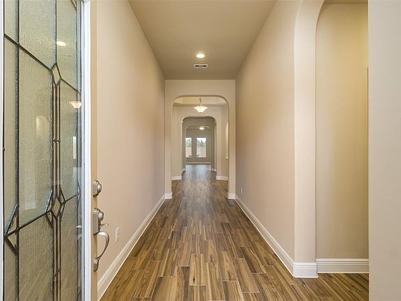 5th image of 2886 Lombardia Dr