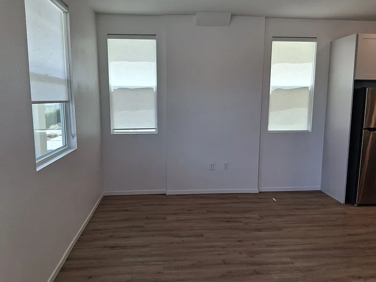 2040 N Highland Ave — Photo 25