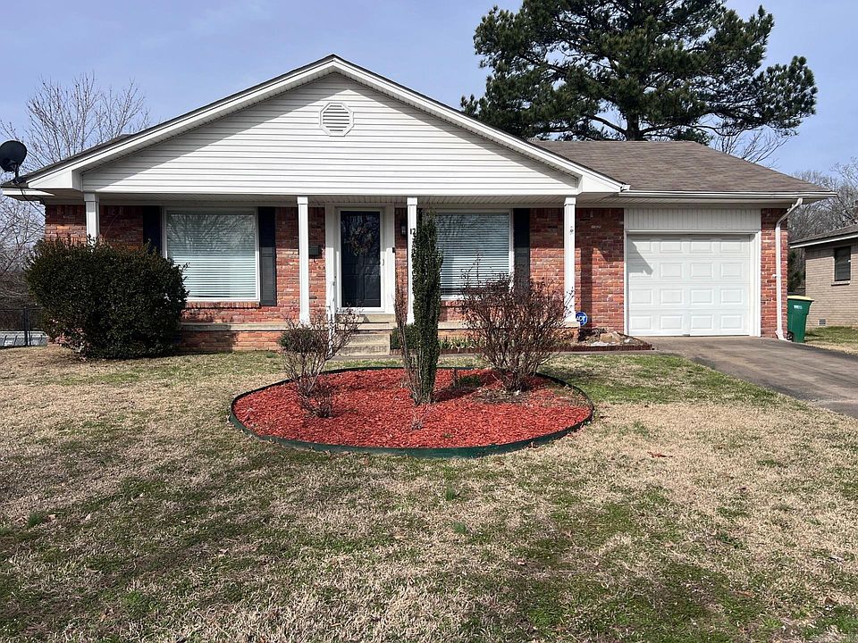1st image of 12 Serenity Dr