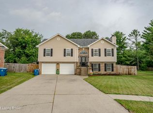 1512 Cedar Ct, Simpsonville, KY 40067