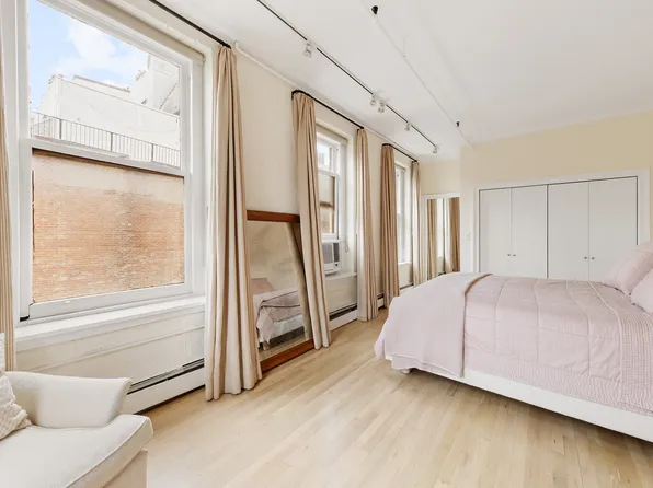 426 West Broadway image 6 of 9