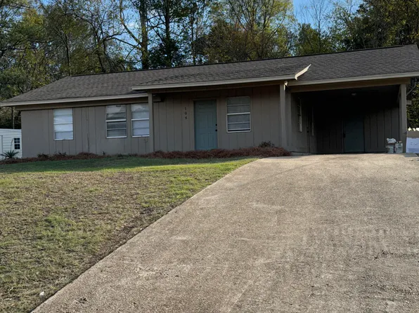 104 Mae St, Starkville, MS 39759