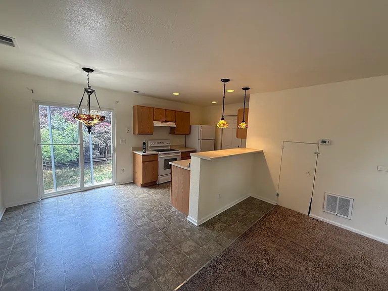 8868 Newton St — Photo 3