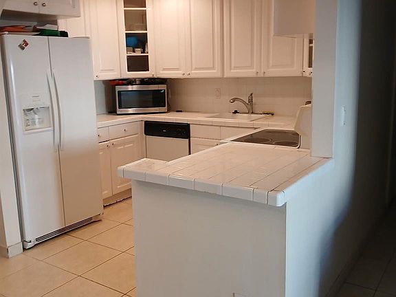 3rd image of 6243 Bay Club Drive #2
