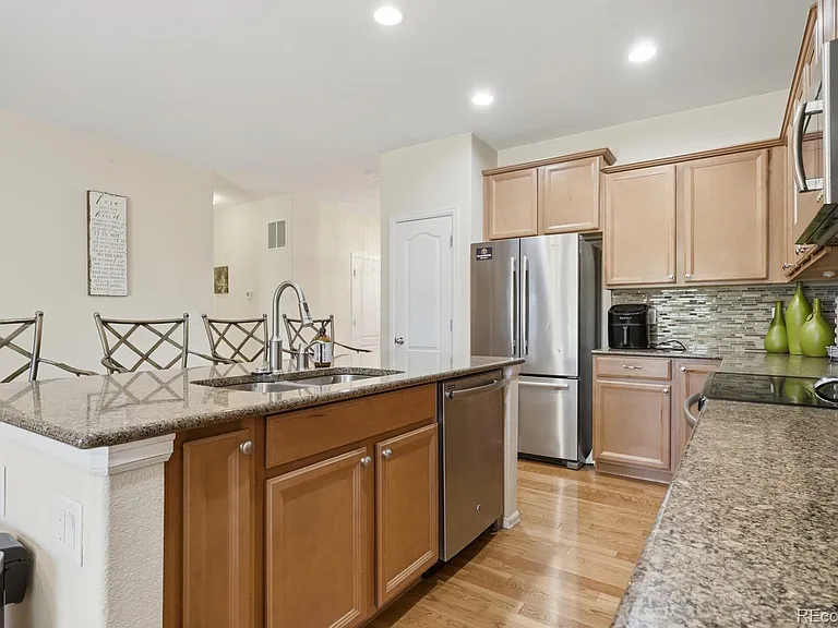 25715 E 1st Ave — Photo 47