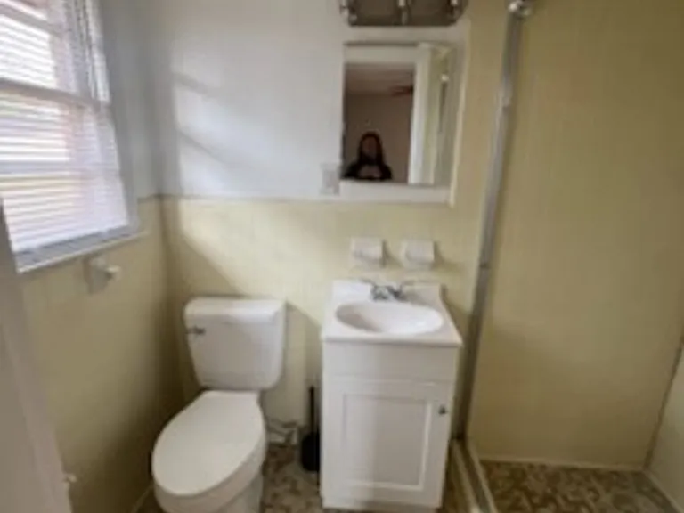 713 Spring St — Photo 17
