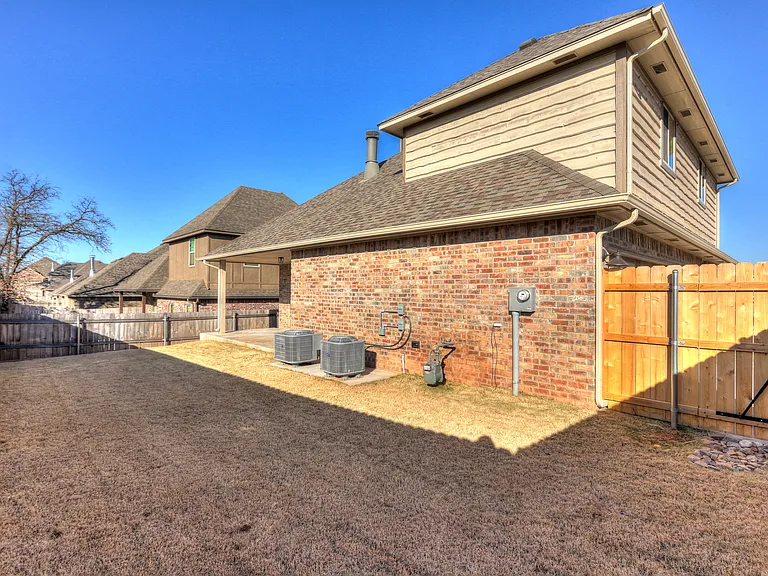 2316 Animada Pl — Photo 38