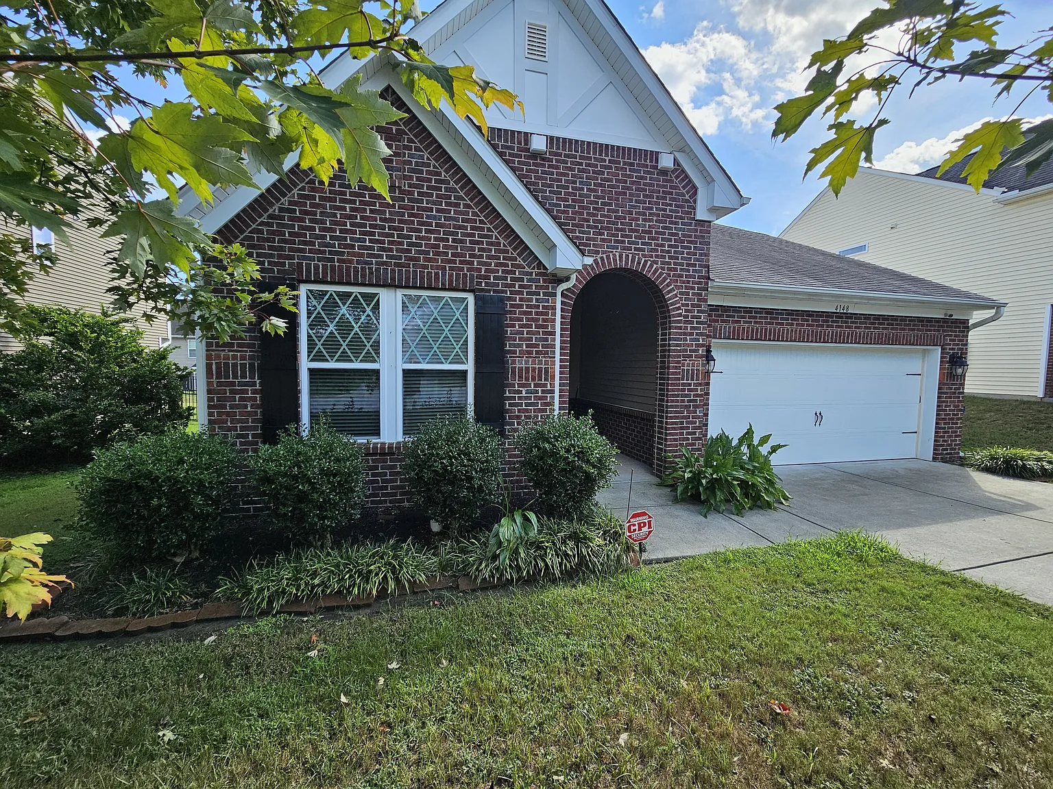 3 bed, 1473 sqft, $2,200 — Photo 1