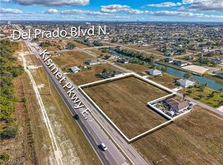 1216 Kismet Pkwy E, Cape Coral, FL 33909