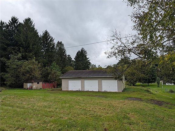 3rd image of 2332 Beallsville Rd