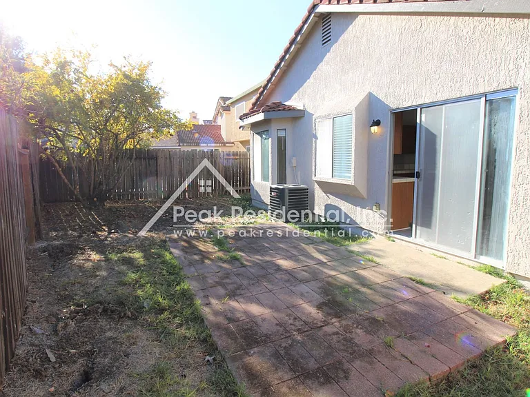 4780 Camino Royale Dr — Photo 21