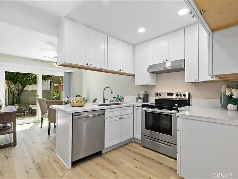 713 N Morgan St #B — Photo 7