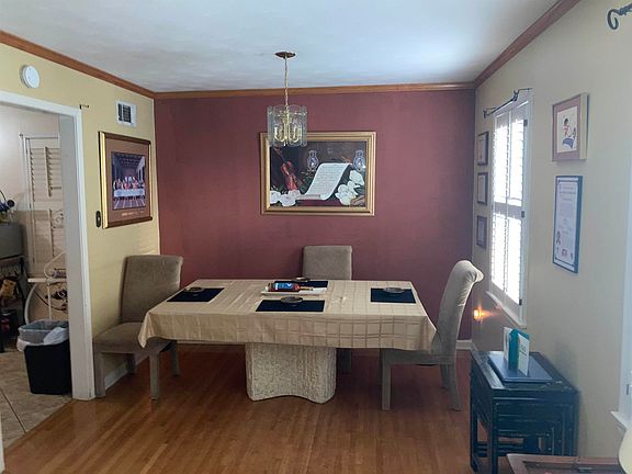 4th image of 3080 Fairborn Dr