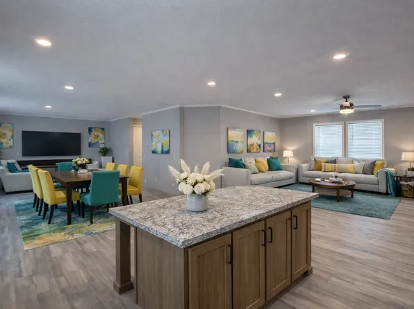 29811 W Essex Ct, Chesterfield, MI 48051