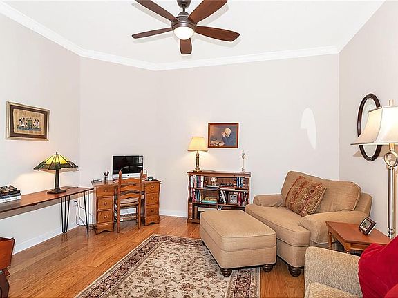 4th image of 1310 Mayfield Ct