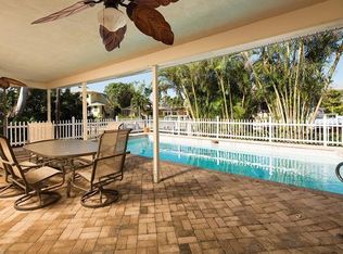 2068 Snook Dr, Naples, FL 34102