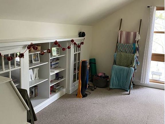 4th image of 2643 N Sheffield Ave APT 3