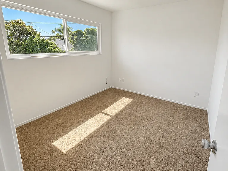 25246 Bigelow Rd #3 — Photo 5