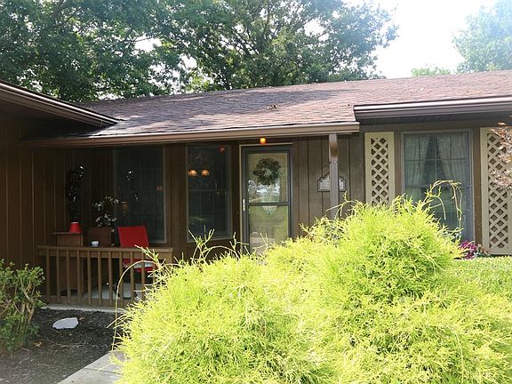 2nd image of 360 Whippoorwill Ln