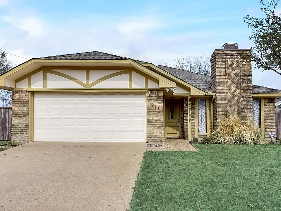3217 Laurel Oaks Ct
