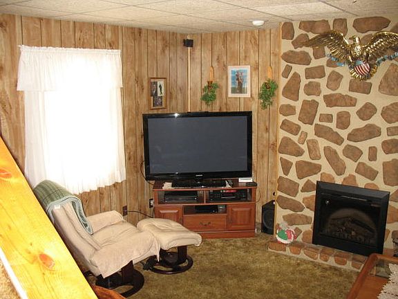 3rd image of 1521 W Crawford Ave