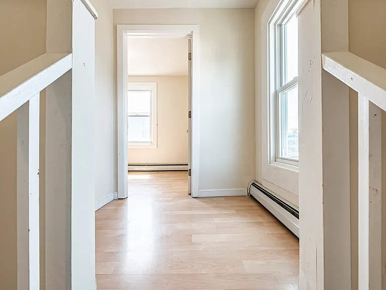 533 Washington Ave #2 — Photo 28