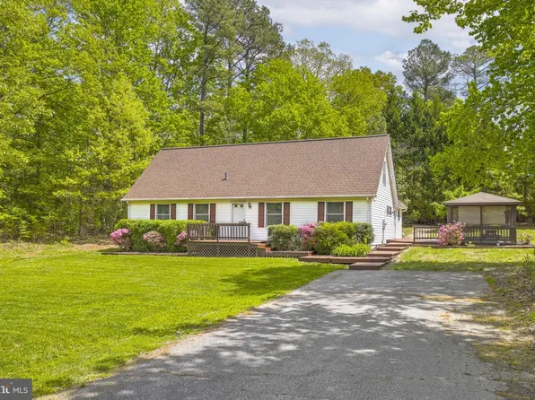 20166 Manor Dr, Park Hall, MD 20667