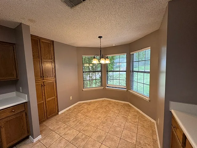 1807 Mesquite Cir — Photo 4