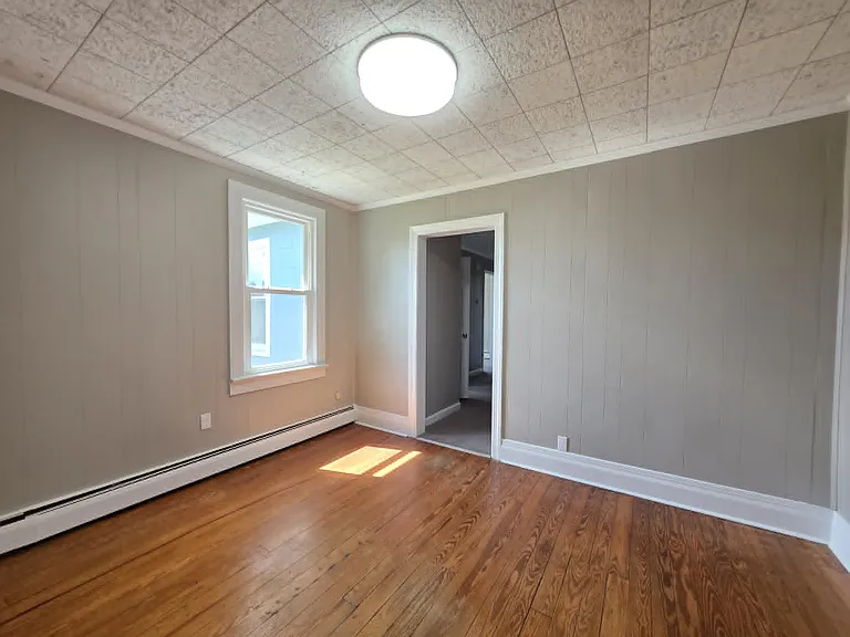 28419 Old Quantico Rd #B — Photo 15