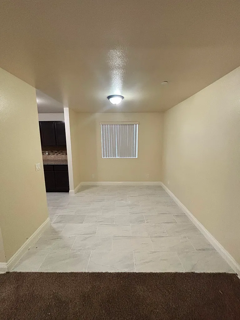 5 bed, 1753 sqft, $4,200 — Photo 4